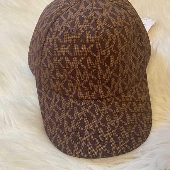 MICHAEL Michael Kors Signature Logo Baseball Hat / Cap - NWT - Picture 4 of 11